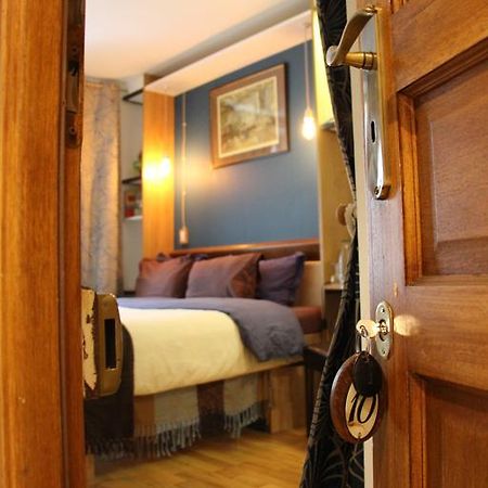 Private Room In A Parisian Homestay! - Close To It All! Phòng bức ảnh