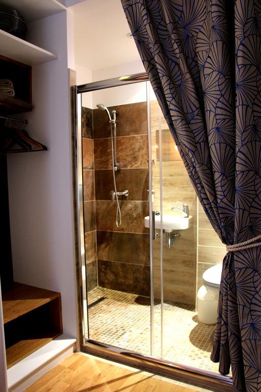 Private Room In A Parisian Homestay! - Close To It All! Phòng bức ảnh